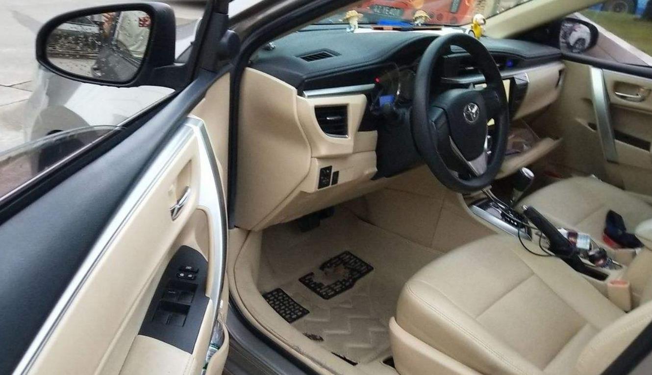 「大众速腾」开了6年卡罗拉，换上大众速腾，车主：终于知道日系和德系的差距