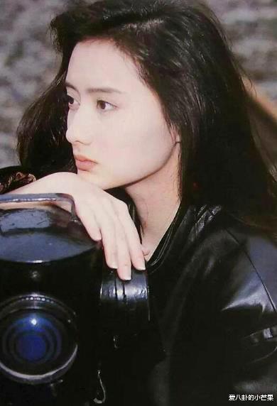 周星驰|陈德容谈拒绝周星驰原因:天天来接我,可我们差了14岁,怎么可能会接受他?