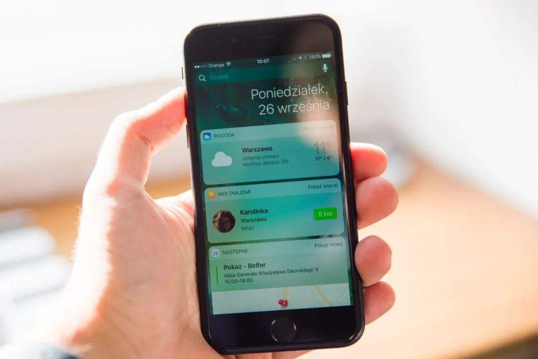 苹果■iphoneSE遭差评，超“百分之六”的人给差评，这个元件惹的祸