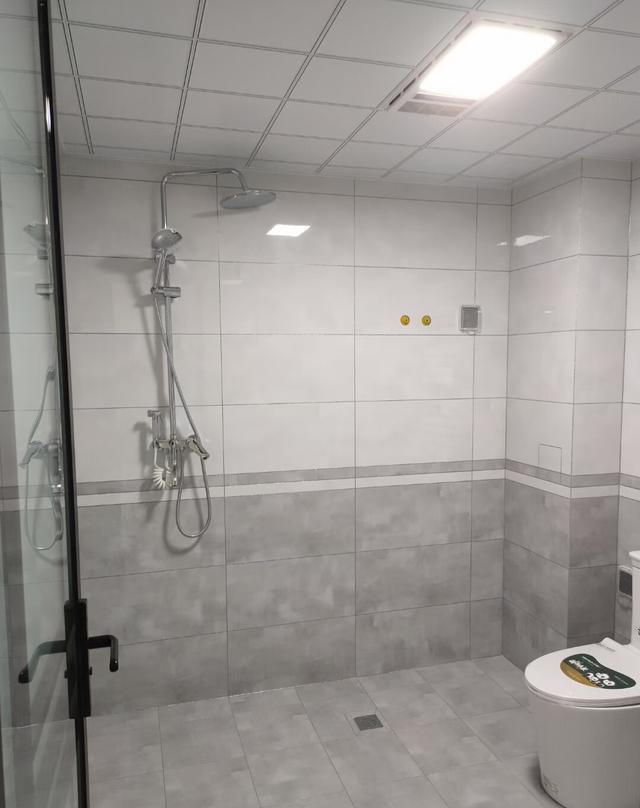 毛坯房|新房硬装终于结束,装修费花了12万,朋友看了晒图都说值了