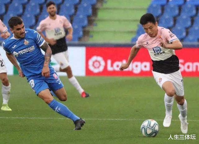 「武磊」武磊几乎撑下全场比赛,赛后评分却排倒数第3,公平吗?