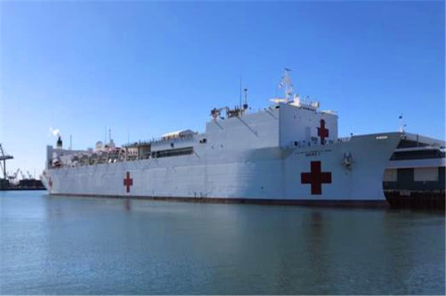 [五角大楼]2艘航母400人感染！五角大楼“自断一臂”，开始祸害全球了！