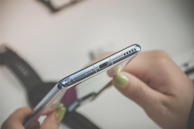 「5g手机」荣耀V30 Pro值得买吗?一个月重度使用者来告诉你真相