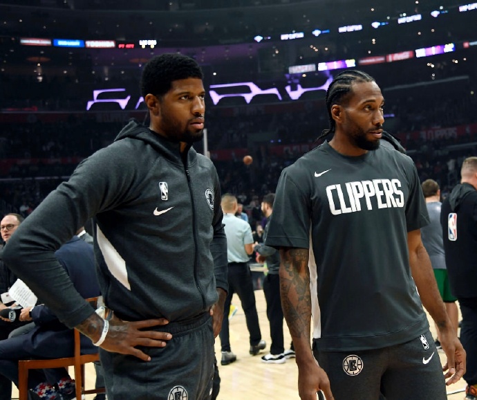 #科怀·伦纳德#NBA有史以来最伟大三巨头?美媒感慨:伦纳德亲手毁掉了一切