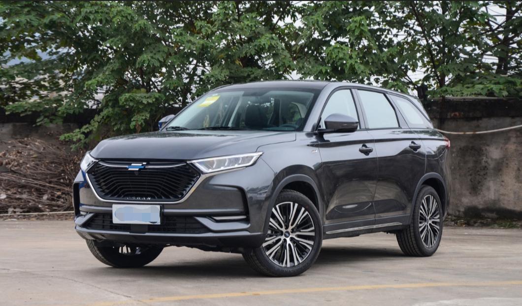 长安汽车|真正耐开的“合资屠夫”，静如图书馆，油耗7.4L，后悔途岳买早了