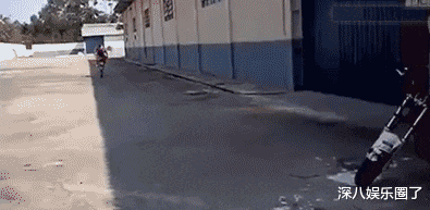 教师|你们老师做过什么惊为天人的事？高中数学老师，监考的时候跟同学唠嗑！