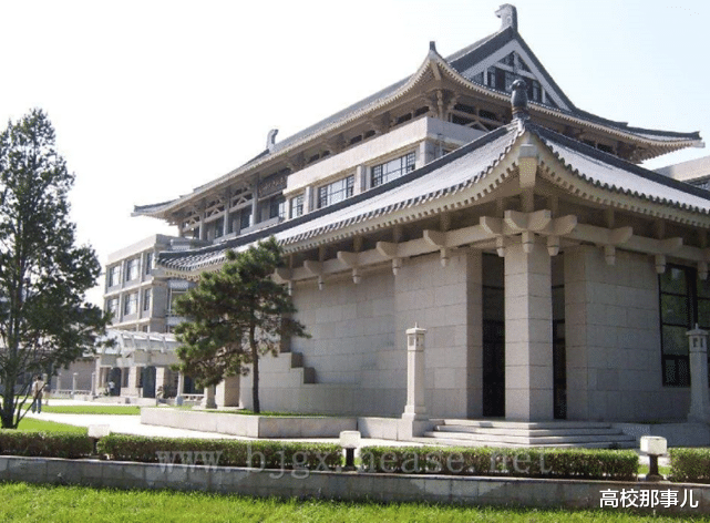 高考状元：他是高考状元，却因父母“私自改学籍”导致落榜，如今现状大反转