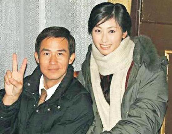 张铁林@她十几岁和张铁林同居,分手后疯狂工作麻痹自己,幸好后来嫁给了爱情