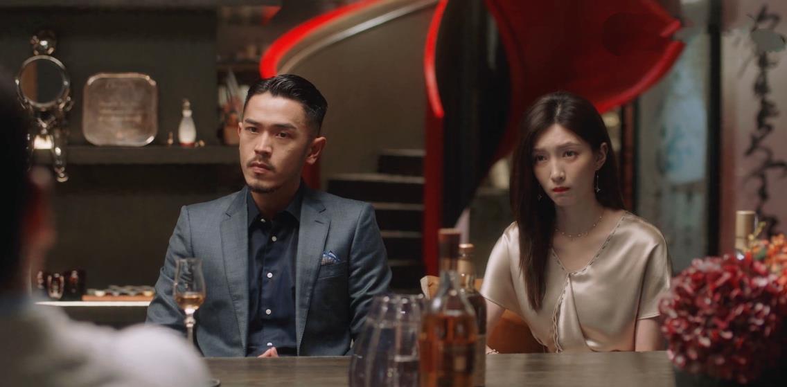 王自健|《三十而已》漫妮遇贵人，比梁正贤更有钱，王自健并不是最终归宿