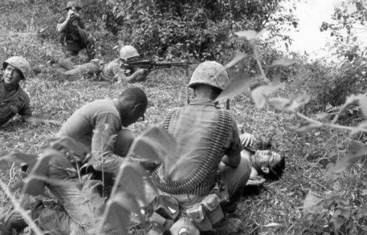 [武装直升机]为何美国宁愿跟越南打近20年的战争，也不用核武器？