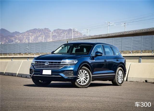 「丰田」被埋没的进口豪车，Urus同源带托森差速器，比X5便宜13万没人买！