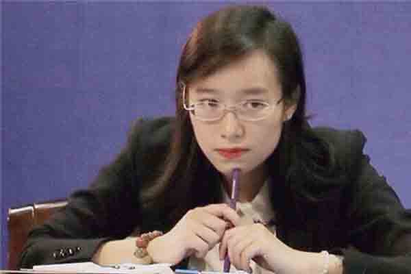 热死了|当年拒上北大，宁可让父母借款100万也要去哈佛的女孩，后来如何