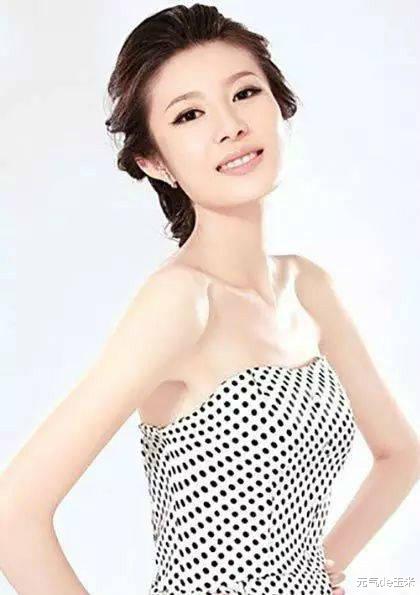 邬靖靖|邬靖靖：出道就被姑父捧红，如今姑父改捧娇妻，她沦落演网剧为生