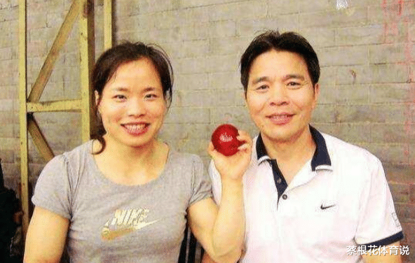 陈艳青|奥运冠军退役当局长，未婚先孕嫁大21岁老教练！父亲：他在利用你
