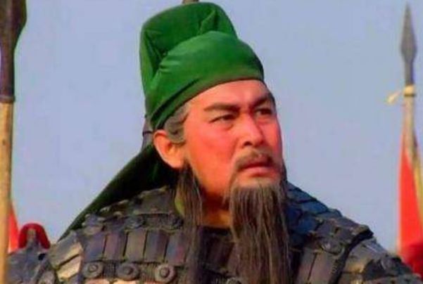 民族英雄|他本是不折不扣的罪人，却被美化成民族英雄，被供奉1000多年！