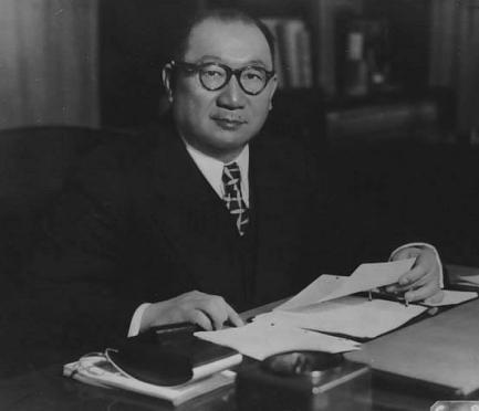 孔祥熙|大姐宋霭龄，家境优越为何嫁给中年丧偶的孔祥熙？算盘打得很好！