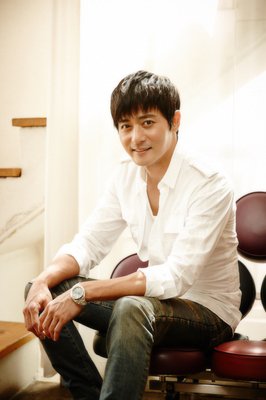 『张东健』韩国男演员，帅气的张东健