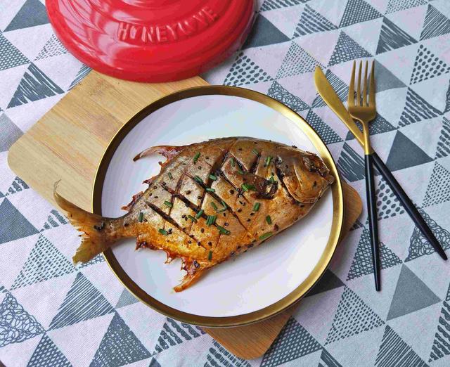 烤鱼▲入夏，这鱼要常吃，比骨头有营养，一斤17块钱，孩子常吃长得高