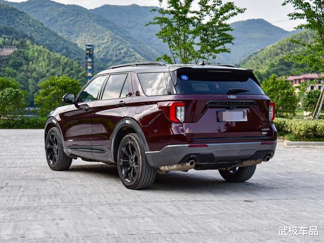 福特探险者|31万入手2.7TV6，配置从低配做起，车长超5米，六座七座任选