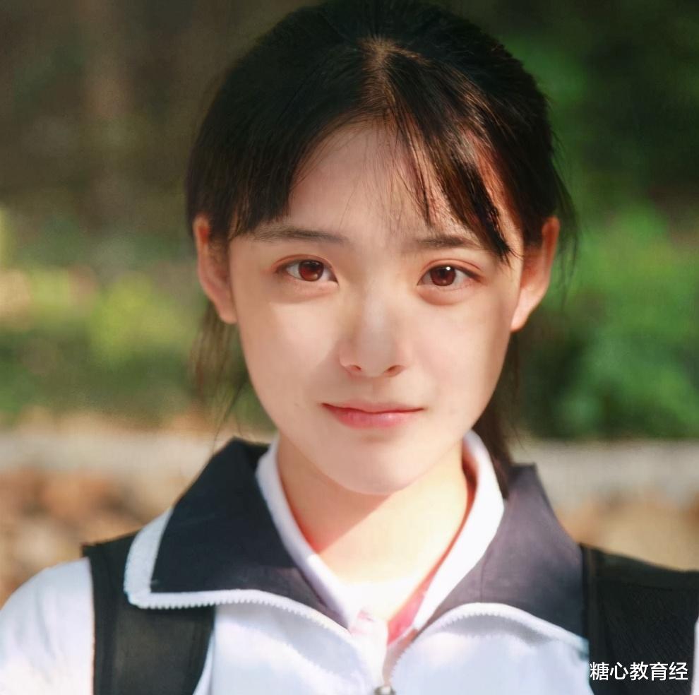 早恋|高中班级，不会沉迷于“早恋”的4种学生，老师：多半是高考黑马