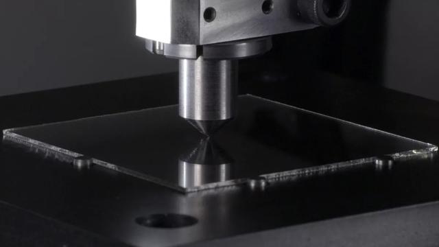 大猩猩|曾红极一时的大猩猩玻璃，热捧手机屏摔不坏，如今为何无人问津？