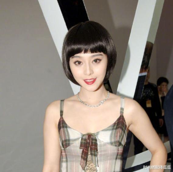 「刘海」脸上有这4个特征的女生不要留\刘海\，否则太难看，信我的准没错