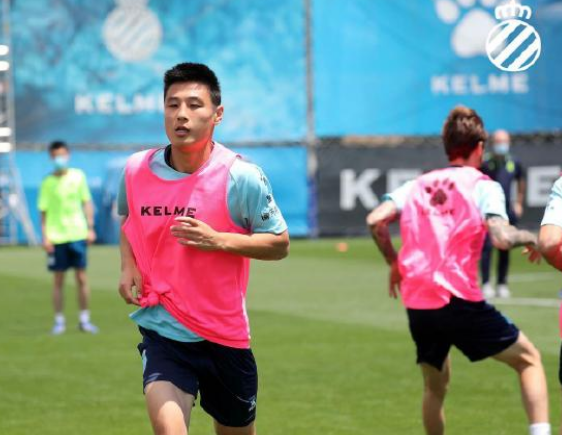 【武磊】武磊的比赛要来了!西班牙人23人名单公布,细节暗示他或无缘首发