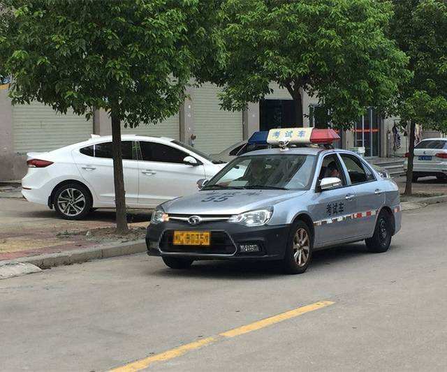 科目三@女学员科目三考试通过，约考科目四却被告知重考科目三