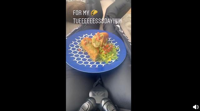 「肯达尔·詹娜」老詹晒tacotuesday节目，名模詹娜晒照示爱詹皇？球迷：有瓜吃了