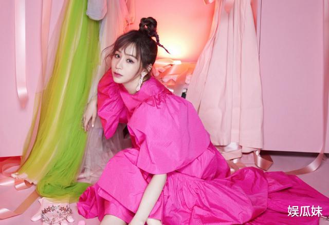 王心凌|王心凌疑与前男友复合，在感情里摸爬滚打的她，还是“学不乖”