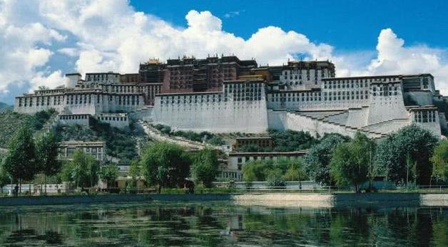 丽江古城▲人一生要去的5个地方，先把祖国的山山水水装在心里