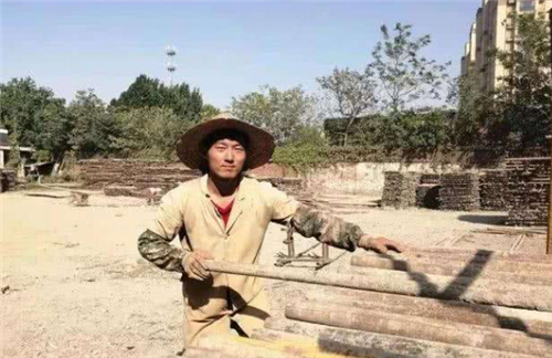 工地|他高考713分,被清华校长点名录取,收到通知书时正在工地搬砖
