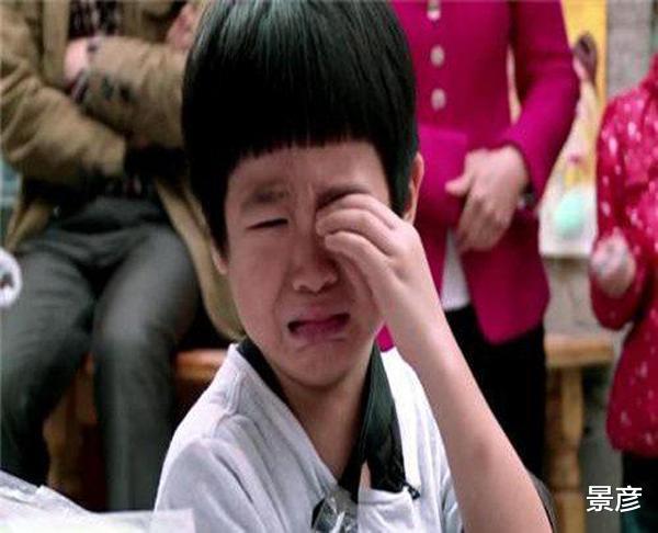 壁纸|熊孩子拿眼线笔当画笔, 亲戚赔50, 我说出一个价格, 亲戚不说话了