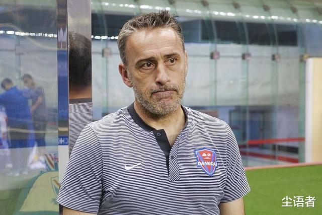 中国足球:中国足球归化潮让邻国慌了?韩国主帅提出这样的观点,你认同吗