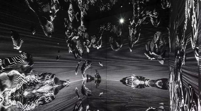 「三维空间」蚂蚁看不到人类，不相信人类存在，人类的“无神论”也是同理吗？