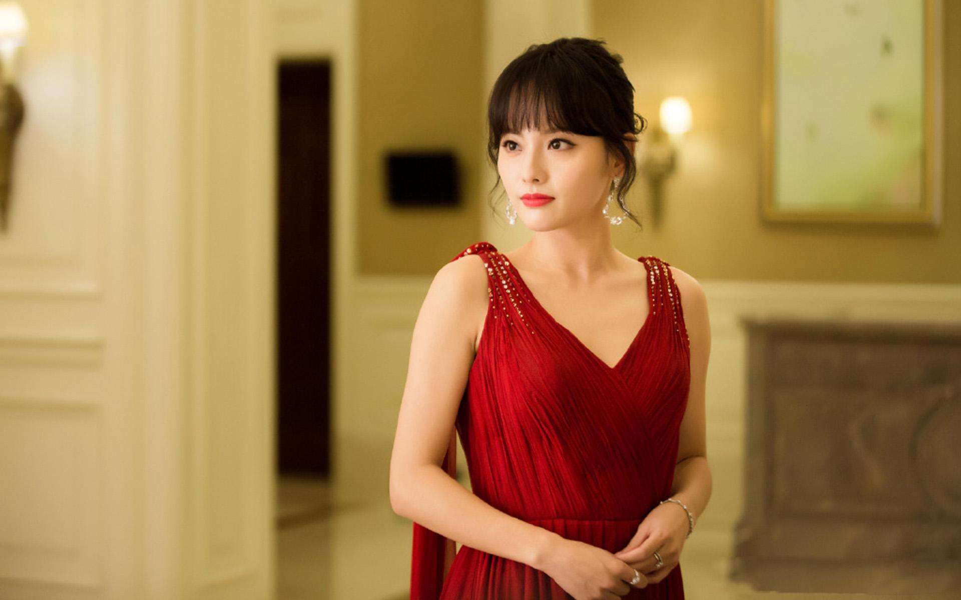 张嘉倪|两年生2个儿子, 却还叫婆婆“阿姨”, 嫁入豪门的她幸福全靠演