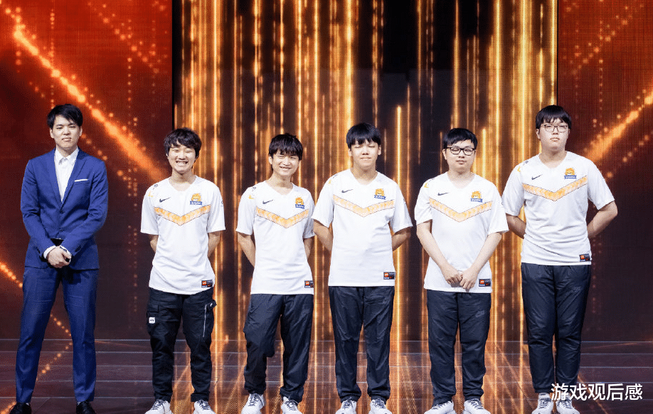 lpl|LPL首支八强队诞生，SN击败G2成小组第一，同时有个坏消息