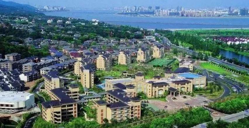 重庆|国内“最适合”旅游的两座城市，几乎没有“宰客”现象，景色优美