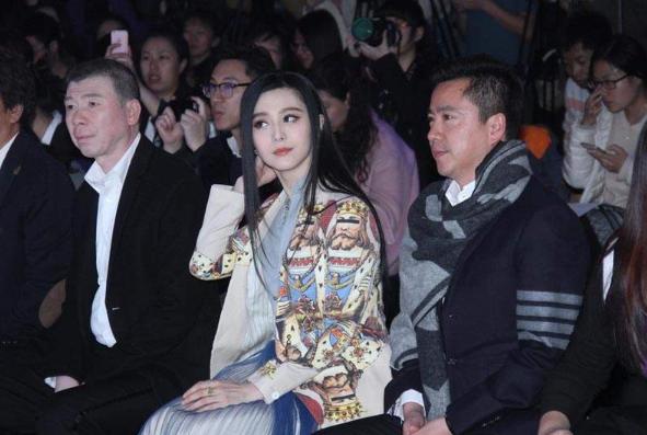 『华谊兄弟』1997年，王朔被封杀，冯小刚搭上华谊兄弟，从此走上了人生巅峰