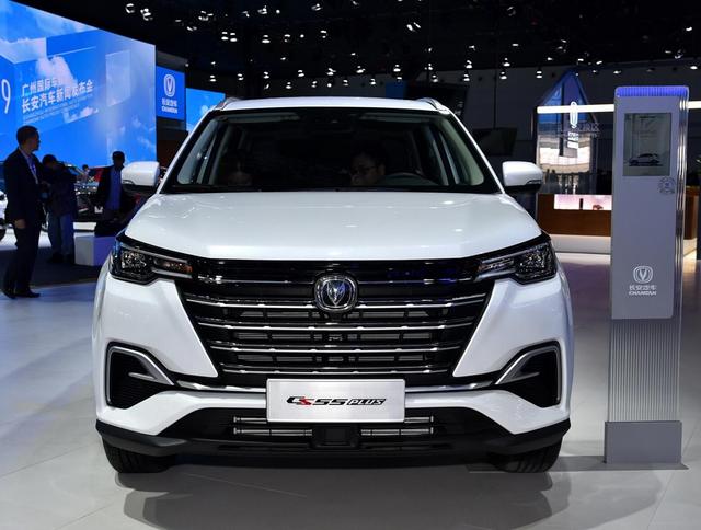 长安汽车|这才是长安“王炸”SUV：1.5T动力油耗7升，落地8万，比H6还帅气