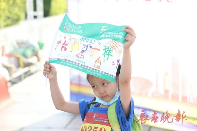 护士|爱了爱了！嗨了嗨了！今天在长春，一波涌动的蓝色浪潮，你看见了没？