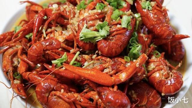 【小龙虾】小龙虾最脏的3个部位，里面细菌扎堆，记得去掉，吃得放心