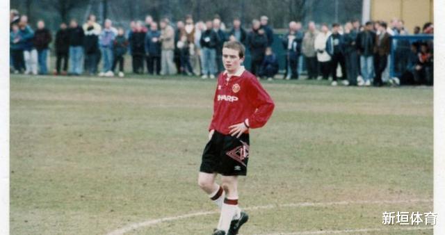 「曼联」曼联青训系统最成功的代表作，堪称吉格斯与斯科尔斯的结合体！