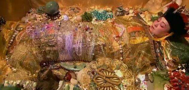 慈禧太后@慈禧的3件女性私人用品,都是国宝,一件流传至今,女人还在用