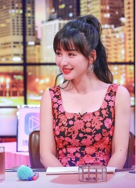 心动的信号|素人恋爱宫心计令明星都目瞪口呆，《心动的信号》让同居不再狗血