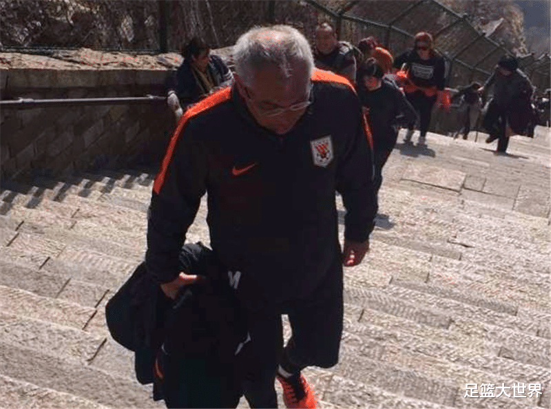 马加特▲他年近五旬时能跑赢巅峰杨晨，把蒿俊闵练到吐，让王大雷连呼厉害