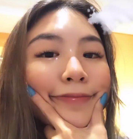 高以翔|高以翔女友半夜在家唱歌，歌词内容使人百思不解，Bella眼神迷离状态憔悴