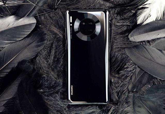 5G:华为终于妥协,Mate30 5G降至清仓价,后悔买早了