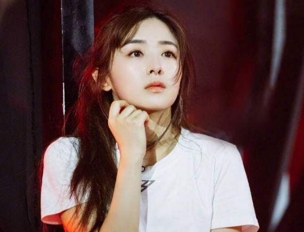 明星|“红得快过气也快”的四位明星，观众早已遗忘，你觉得谁最可惜？
