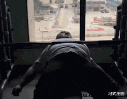 美甲|给网恋对象发了张美甲照，为什么他把我删了？